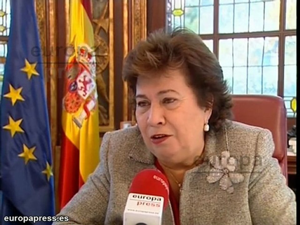 De Llanos:"Es injusta la supremacía de bancos"