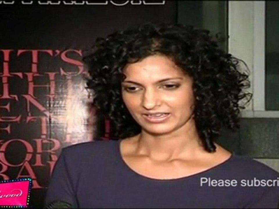 CALENDER LAUNCH OF CAMPARI 2012   01