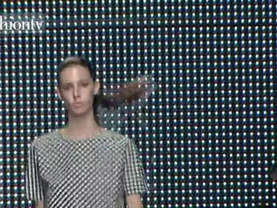 Tsumori Chisato Show Winter 2012 Paris Fashion Week | FTV