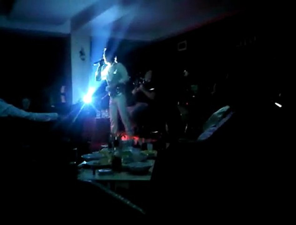 VID 00026-20110410-0157