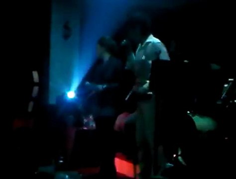 VID 00027-20110410-0226