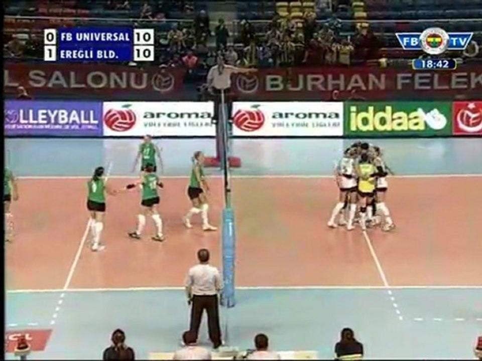 3 Aralık 2011 Fenerbahçe Universal - Ereğli Belediye Maçı 2.Set