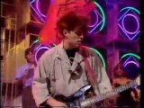 The Thompson Twins - Hold Me Now Top Of The Pops 1983