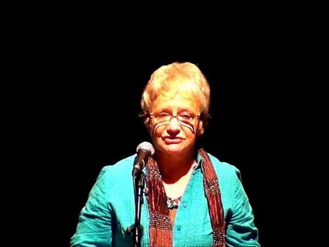 19 Thérèse Ponsable - scène slam mons - 17-11-2011