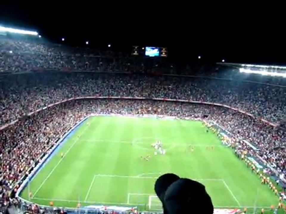 L'onada al Camp Nou i final del partit