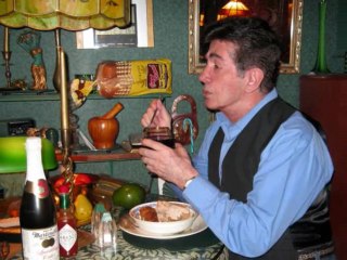 Round Midnight,  Vince Castro