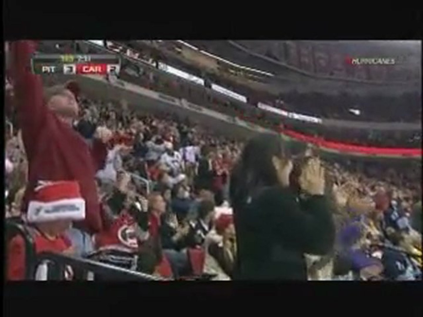 ⁣Hurricanes - Penguins Highlights (12/3/11)