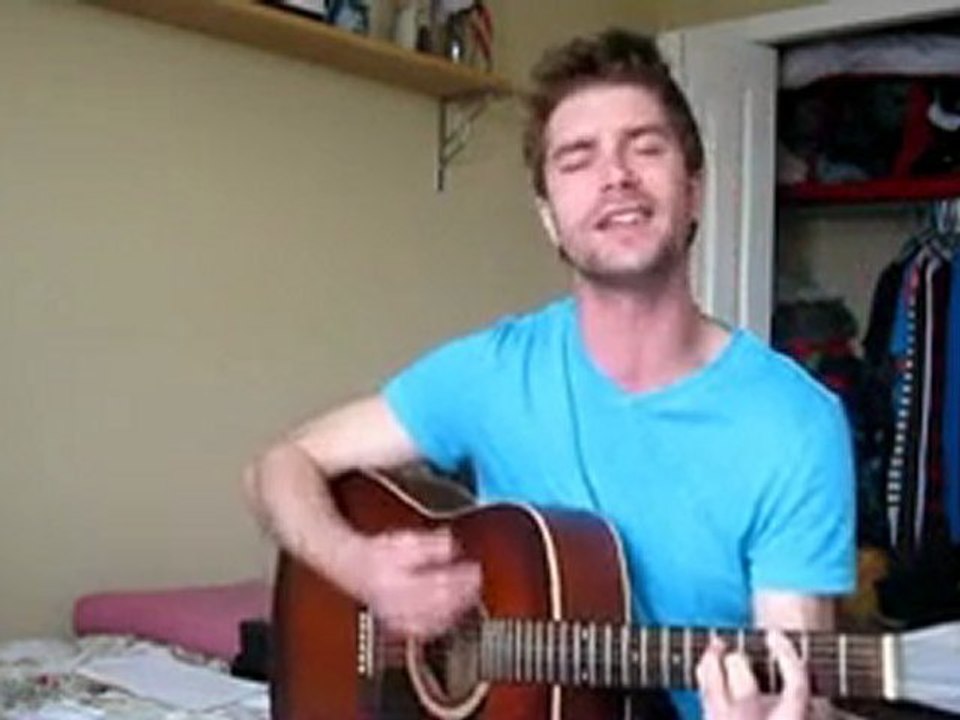 Bleeding Love Cover