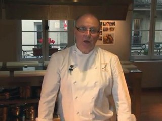 Comment tourer la pâte feuilletée? Larousse Cuisine