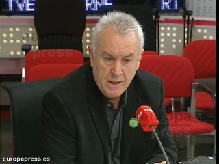 IU plantearía movilización si PP sigue con recortes