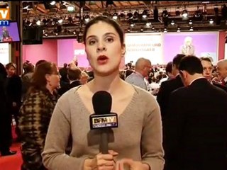 2012  : François Hollande promet l'alternance lors de sa visite à Berlin