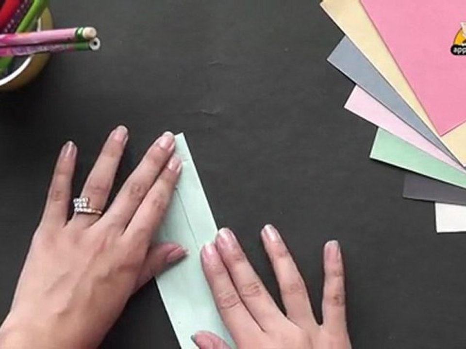 Origami - Learn to make a Heart Bookmark