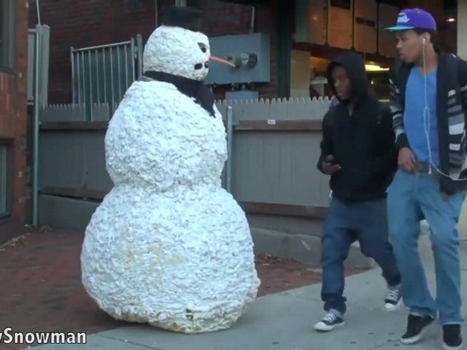 L'effrayant bonhomme de neige est de retour