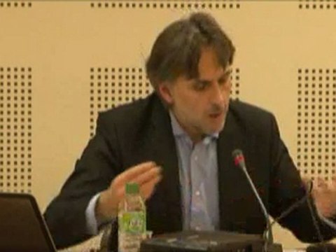 Eddy Fougier - Indignés, démondialisation, altermondialisme : le grand retour de la contestation de la mondialisation ?