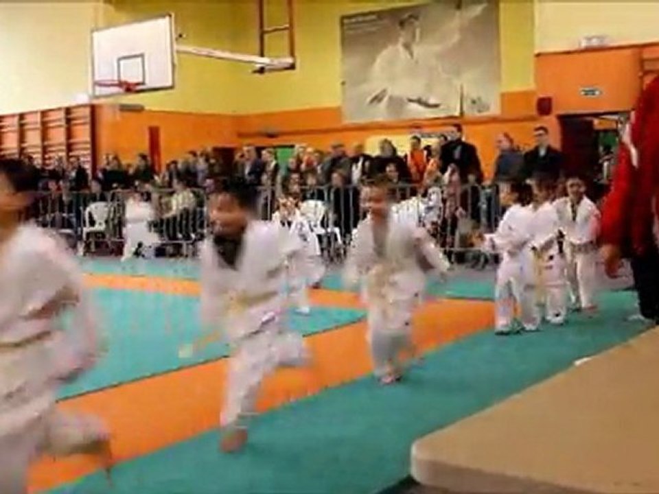 COMPETITION A FLERS EN ESCREBIEUX le dimanche 4 decembre 2011