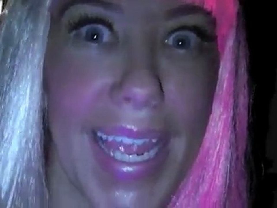 Super Booty !!  Nicki Minaj Super Bass Parody