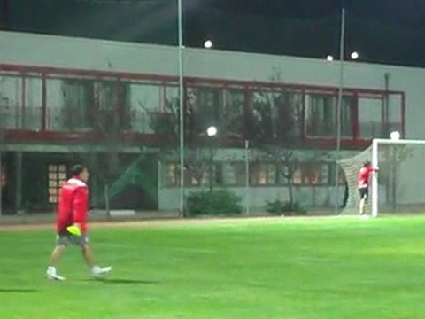 RedPlanet.gr: Βαλβέρδε στην προπόνηση στο Ρέντη