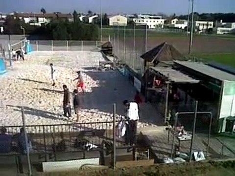 Noel a Montpellier tournoi de beach volley en plein air