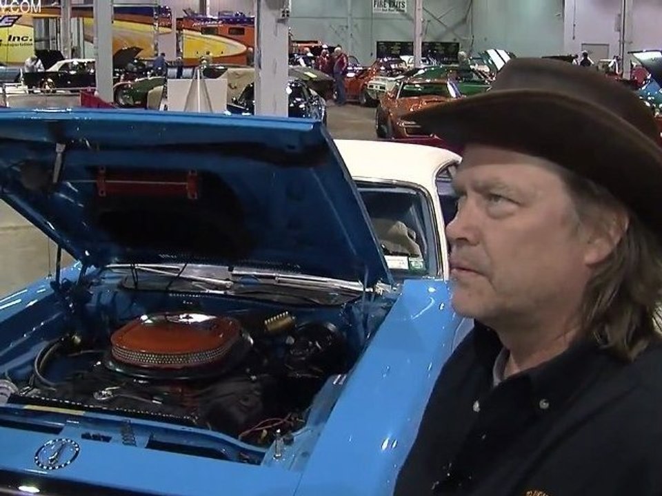 2011 Muscle Car And Corvette Nationals MCACN 1971 HEMI Road Runner Video V8TV