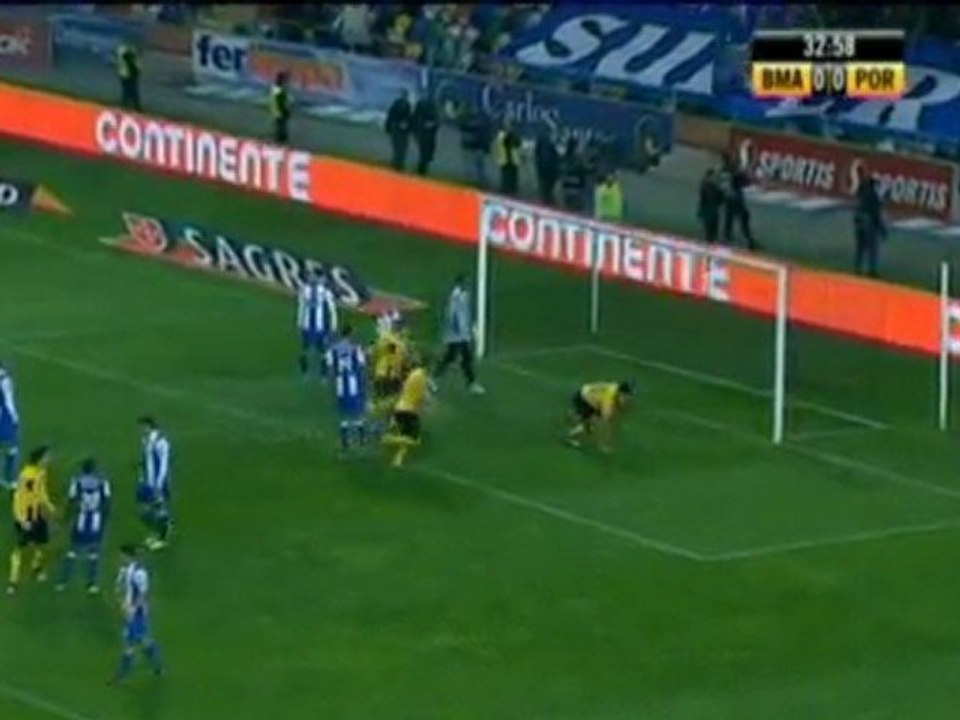 Benfica bleibt oben dran