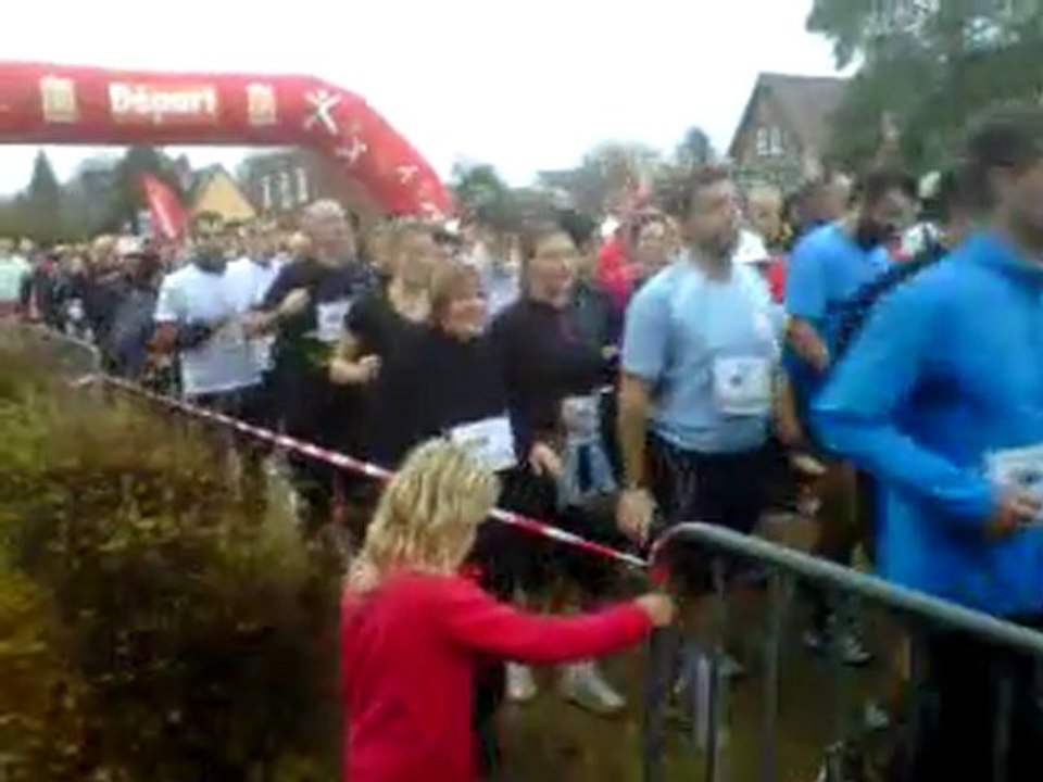 Depart de Courir à Roumare pour le téléthon-2011