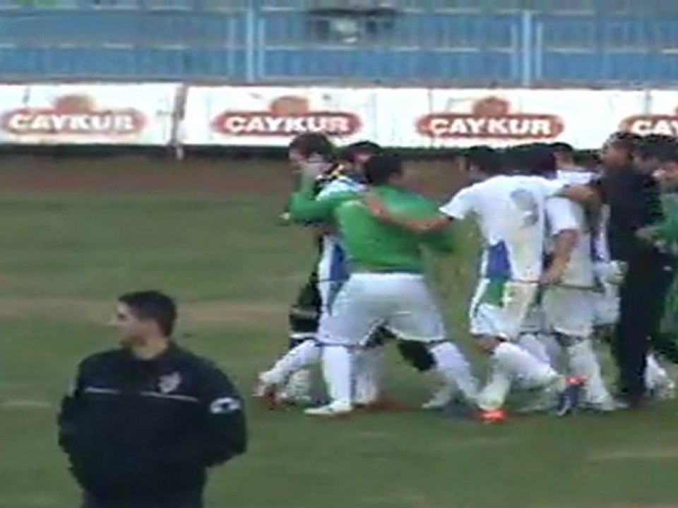 caykur rizespor 2-1 trabzonspor-05.12.2011 -a2 ligi-mac sonu