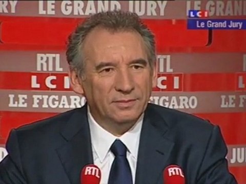 François Bayrou invité du Grand Jury RTL / Le Figaro / LCI le 4 décembre 2011