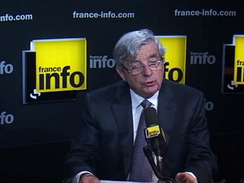 Chevènement: les notations des agences ont quelque chose d’ubuesque