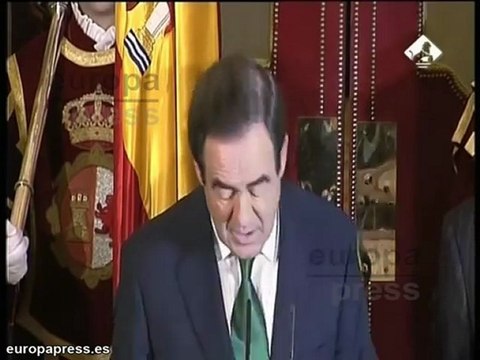 Bono pide caminar juntos en su último discurso