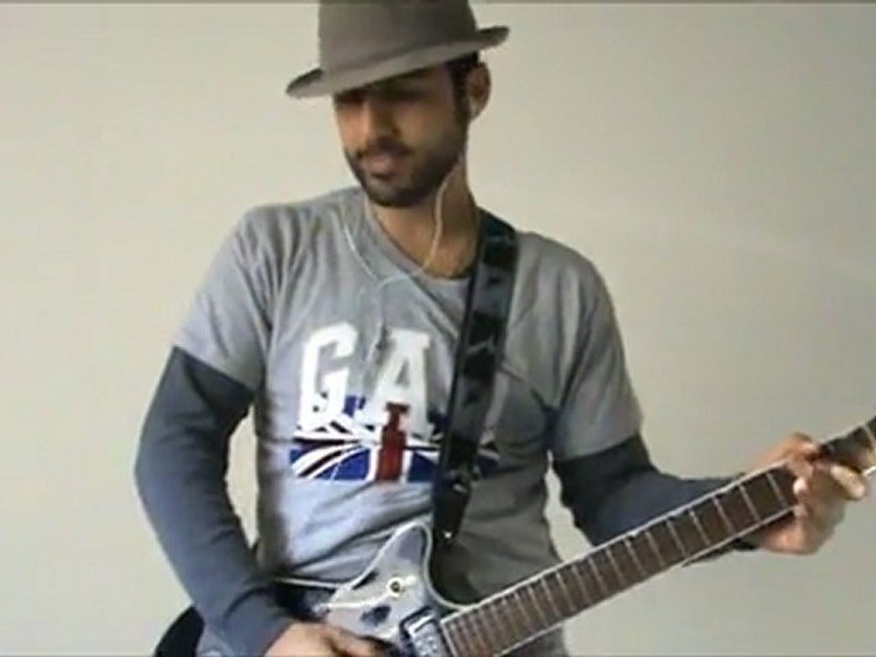 Diddy Dirty Money - Hello Good Morning - Live guitar Cover - One Shot Impro by Menjesbi