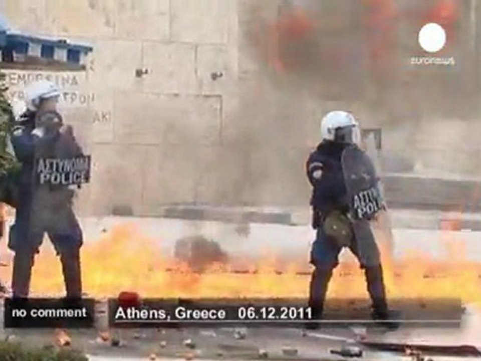 Affrontements entre manifestants et forces... - no comment