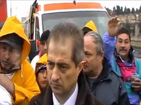 Revolutionari Romani in Greva Foamei - Ziua a-9a(06.Dec.2011),Video2