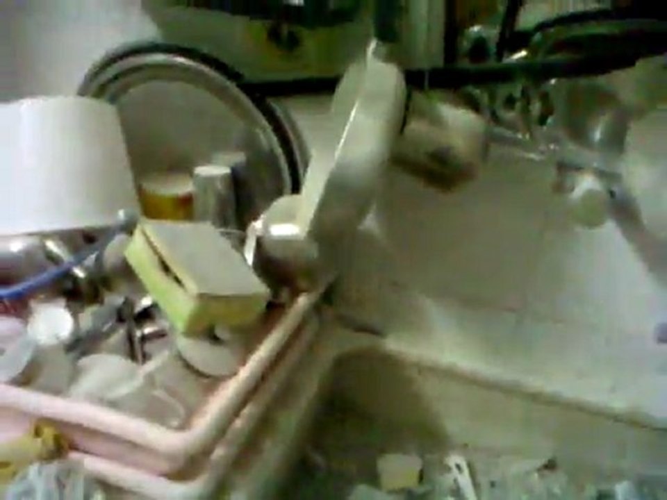 عااااجل حمص باب الدريب اطلاق نار كثيف الان من عند حاجز المستوصف