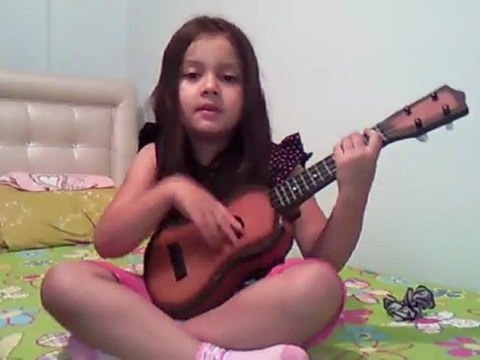 model 'Yaren yılmaz' değmesin ellerimiz klip