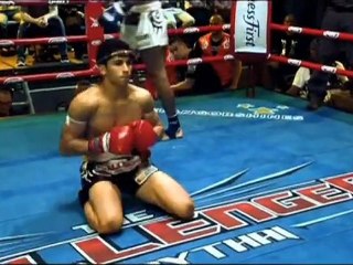 MUAYTHAI Wai KRU / By Stefan FOX