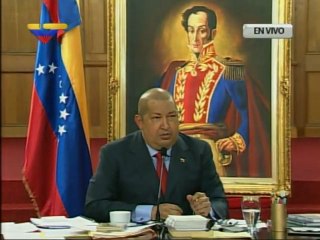 Chávez: La oposición abandonó sus funciones para hacer campaña