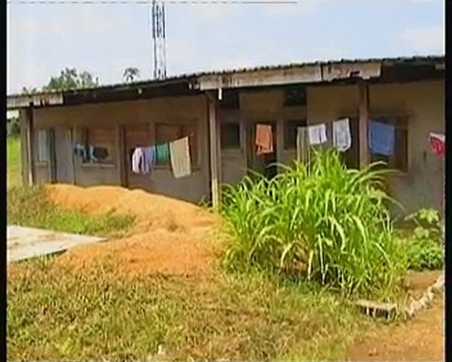 Logements précaires à Mouila