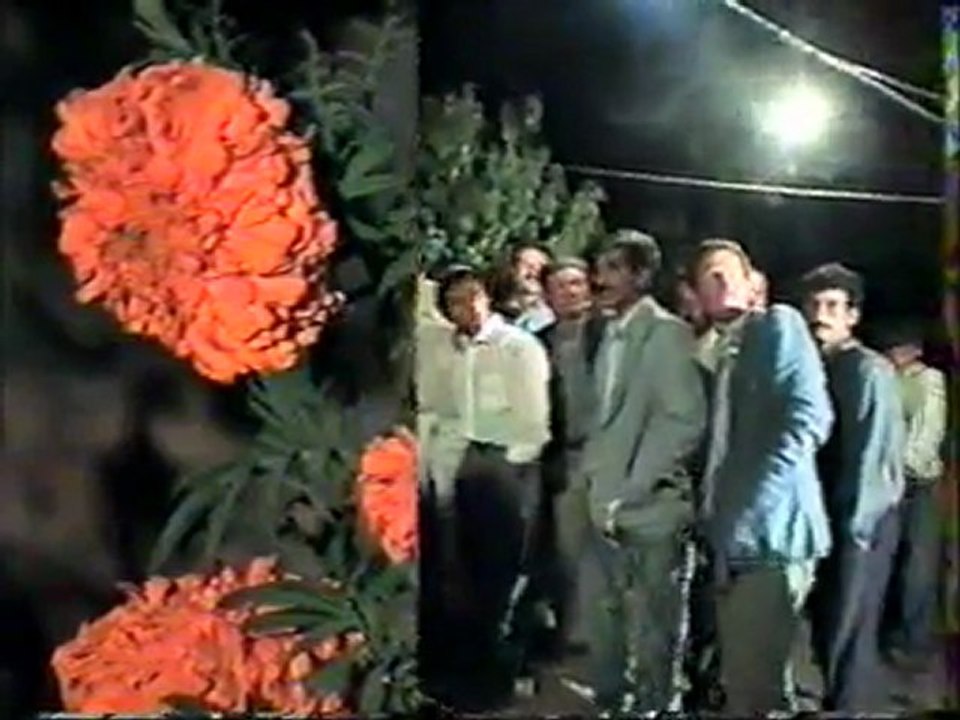 Dedeler Köyü Eskilerden yöresel oyun