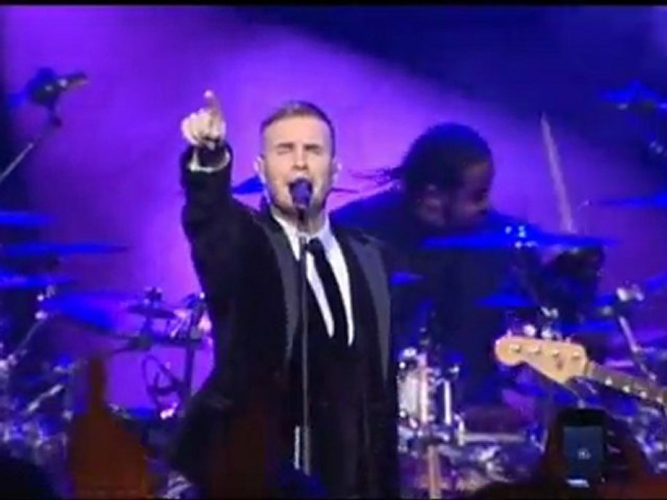 Gary Barlow performs for Kate Middleton and Prince William