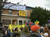 'Occupy' occupies seized homes