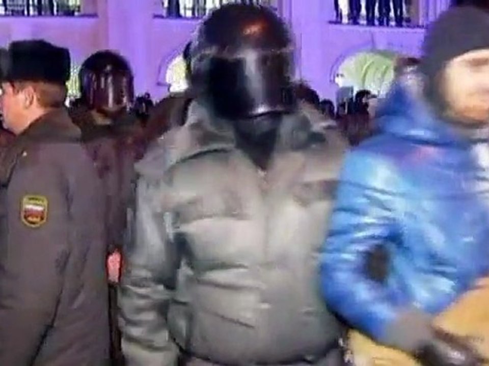 Protesting into the night in Russia