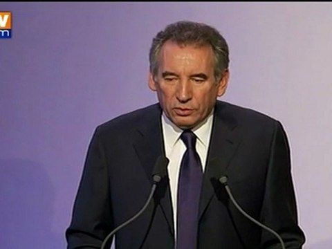 2012 : François Bayrou annonce sa candidature à la présidentielle