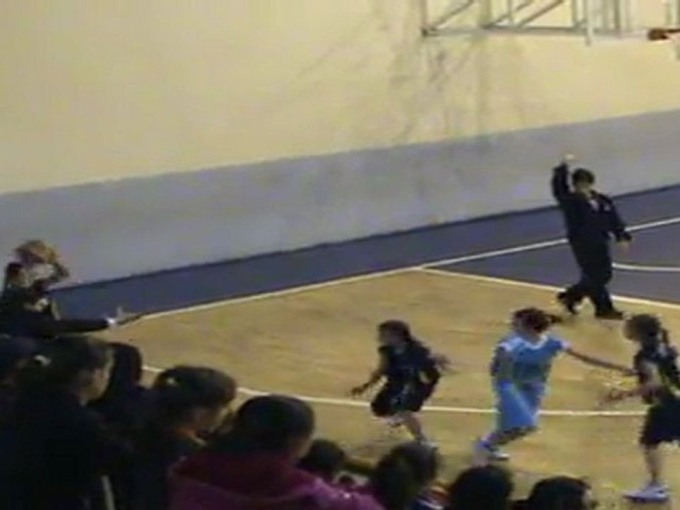 Yalıntaş İ.O. - Özel İrem İ.O. = 34 - 23 (1. Periyod)