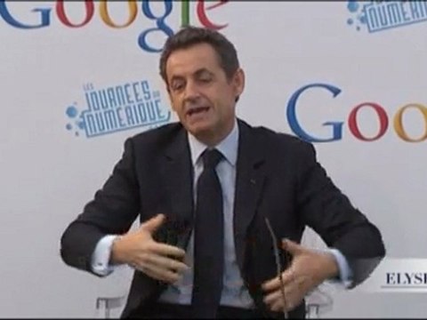 N. Sarkozy inaugure les nouveaux locaux de Google à Paris
