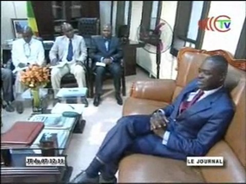 L’ambassadeur des USA reçu par le ministre de l’éducation civique et de la jeunesse