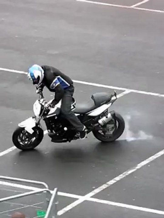 Stunt Mondial moto 2011 (#1)