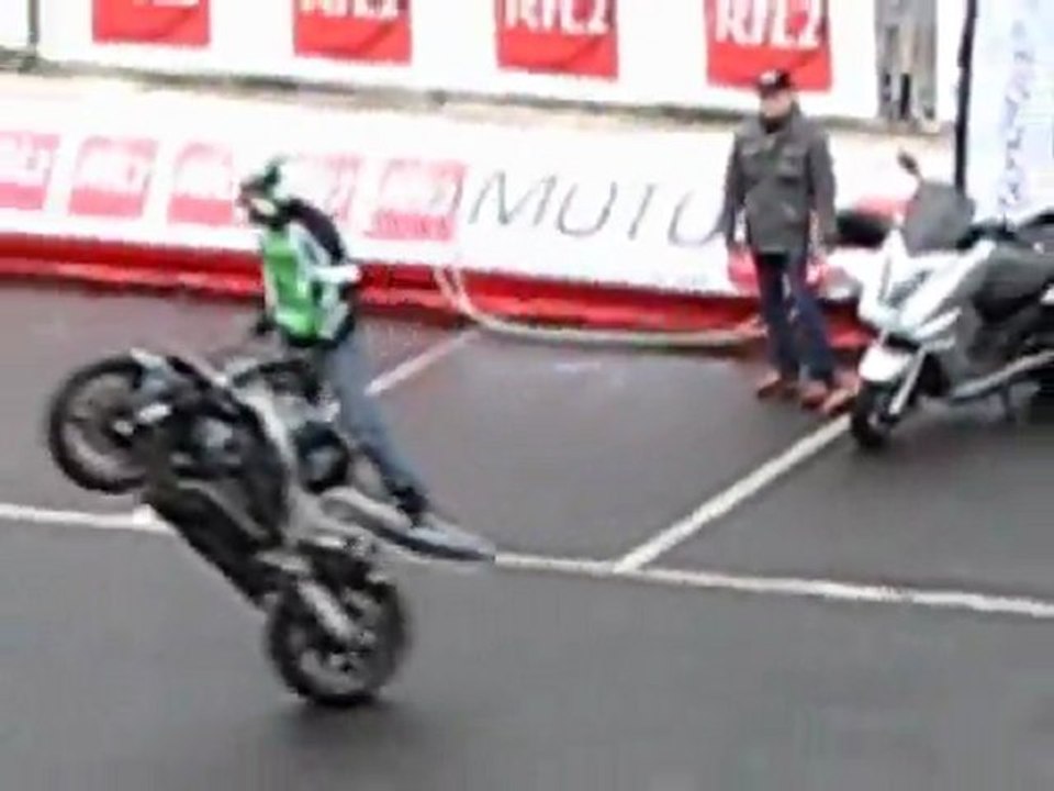 Stunt Mondial moto 2011 (#11)