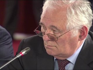 Putin acusa EUA de estimular o caos