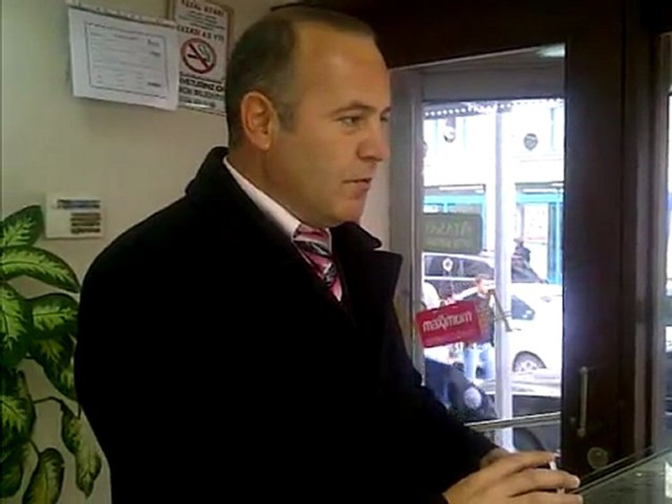 VID-20111208-00050