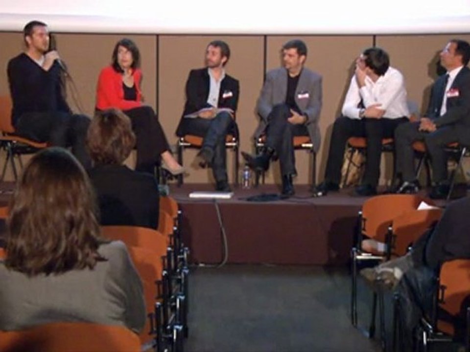 PARIS 2.0 = la socialisation autour des marques via facebook (table Ronde animée par Jeremy Dumont